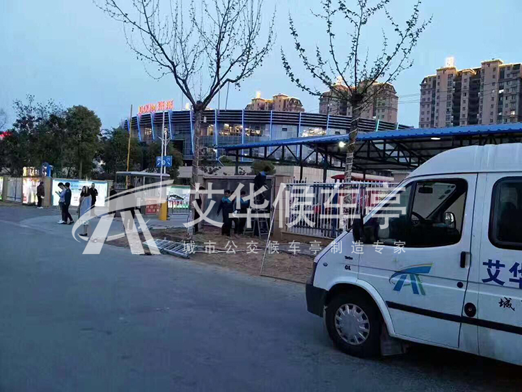 【17-4.16】京东商城全国客服中心、文化长廊灯箱项目(图4)
