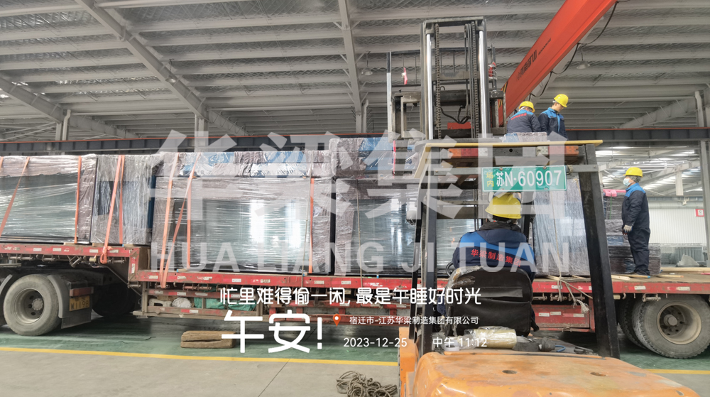[23.12.25]湖北省某市定制款公交候车亭项目第三车发货(图2)